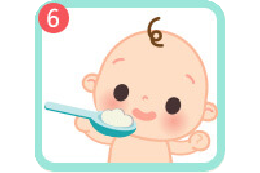 應以湯匙餵食以訓練寶寶的咀嚼能力